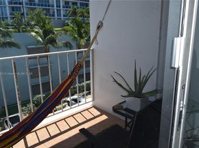 1865 79th St Cswy 4C, North Bay Village FL 33141