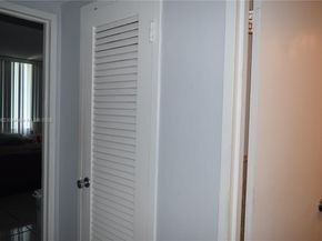 1865 79th St Cswy 4C, North Bay Village FL 33141