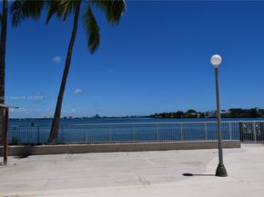 1865 79th St Cswy 4C, North Bay Village FL 33141