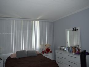 1865 79th St Cswy 4C, North Bay Village FL 33141