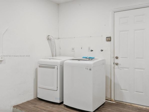 5191 Sarazen Dr, Hollywood FL 33021