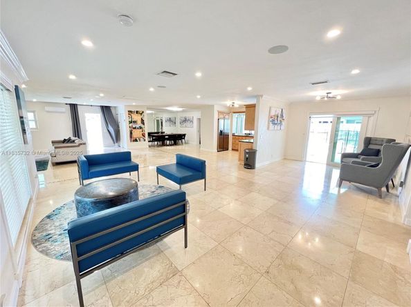 5191 Sarazen Dr, Hollywood FL 33021