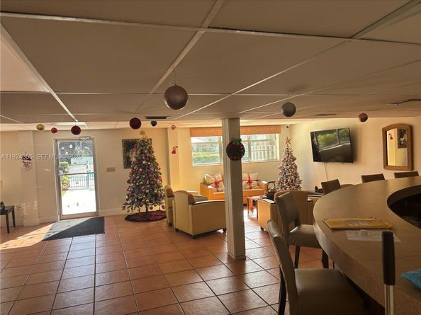 14250 SW 62nd St 520, Miami FL 33183