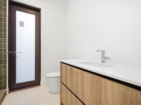 3545 Florida Ave, Miami FL 33133