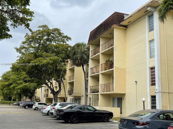12035 NE 2nd Ave A209, North Miami FL 33161