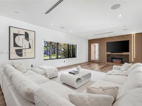 1424 Algardi Ave, Coral Gables FL 33146