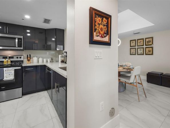 650 West Ave 306, Miami Beach FL 33139