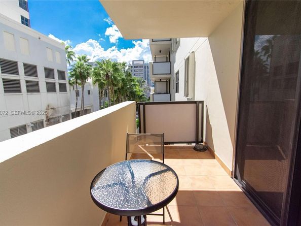 1621 Collins 406, Miami Beach FL 33139