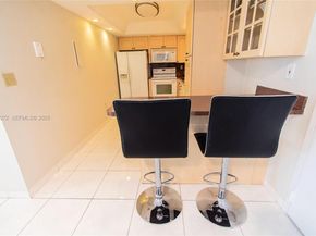 1621 Collins 406, Miami Beach FL 33139