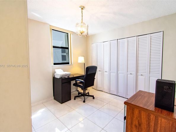 1621 Collins 406, Miami Beach FL 33139