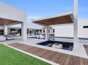 9890 SW 64th St, Miami FL 33173