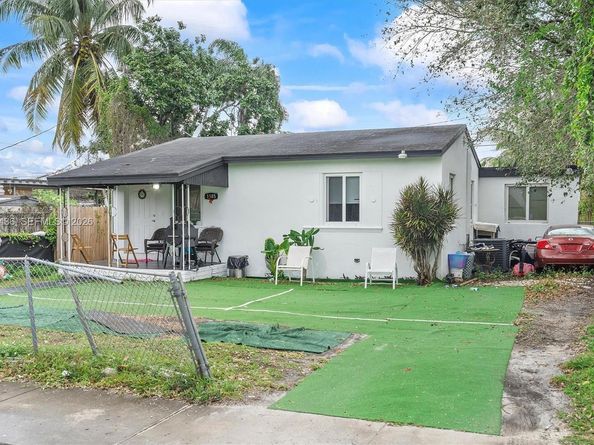 1185 NW 118th, Miami FL 33168
