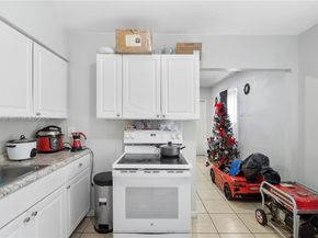 1185 NW 118th, Miami FL 33168