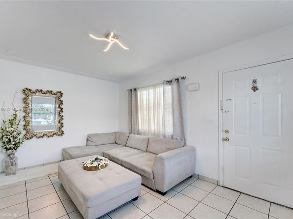 901 SW 34th Ave, Miami FL 33135