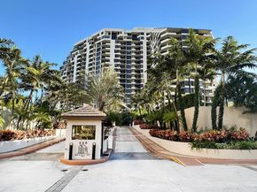 520 Brickell Key Dr A1912, Miami FL 33131