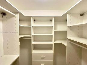 6423 Collins Ave 1709, Miami Beach FL 33141