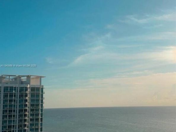6423 Collins Ave 1709, Miami Beach FL 33141