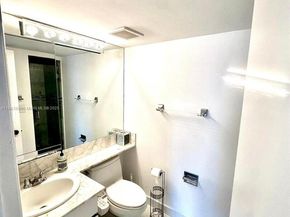 6423 Collins Ave 1709, Miami Beach FL 33141