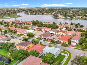 5317 SW 133rd Ave, Miramar FL 33027