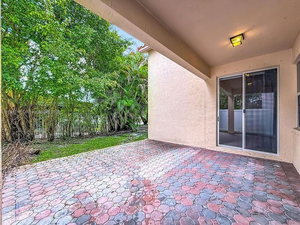 5317 SW 133rd Ave, Miramar FL 33027
