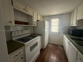 12590 NE 16th Ave 405, North Miami FL 33161