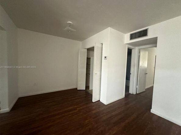 12590 NE 16th Ave 405, North Miami FL 33161