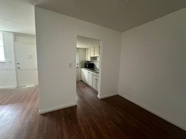 12590 NE 16th Ave 405, North Miami FL 33161