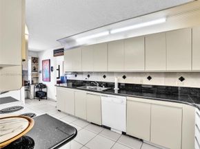 1201 S Ocean Dr 1112N, Hollywood FL 33019