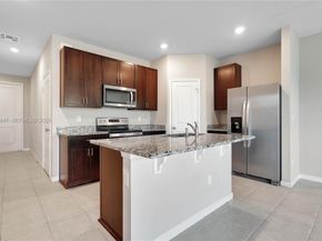 1761 Lindley St, Mangonia Park FL 33407