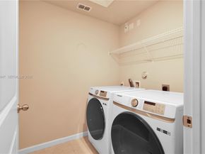 1761 Lindley St, Mangonia Park FL 33407