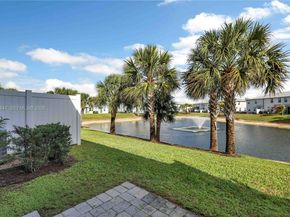 1761 Lindley St, Mangonia Park FL 33407