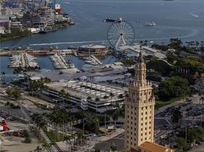 851 NE 1st Ave 3411, Miami FL 33132