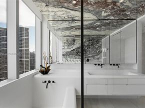 851 NE 1st Ave 3411, Miami FL 33132