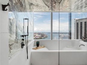 851 NE 1st Ave 3411, Miami FL 33132