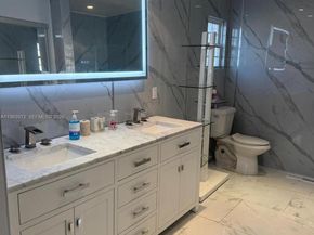 1721 SW 84th Ave, Davie FL 33324