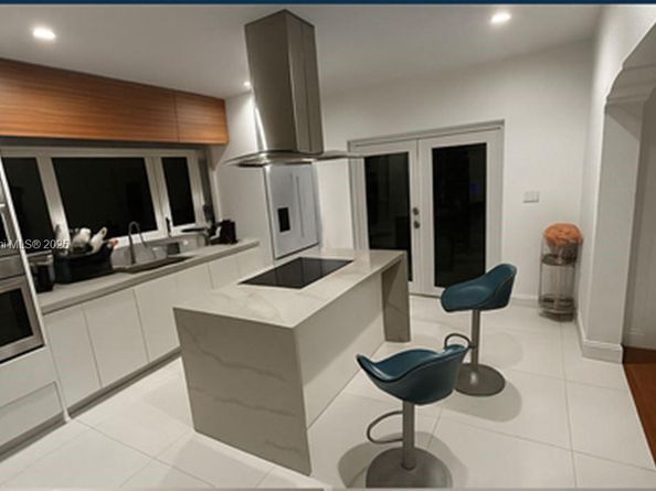 1051 NE 86th St, Miami FL 33138