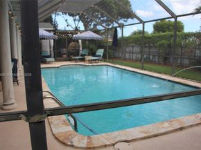 14544 SW 76th St, Miami FL 33183