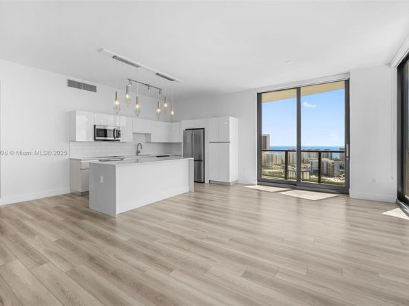 101 Diplomat Pkwy 2610, Hallandale Beach FL 33009