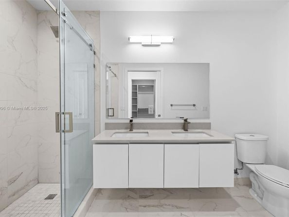 101 Diplomat Pkwy 2610, Hallandale Beach FL 33009