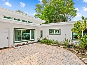 836 SW 18th Ct, Fort Lauderdale FL 33315
