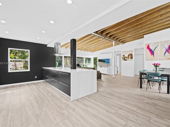 836 SW 18th Ct, Fort Lauderdale FL 33315