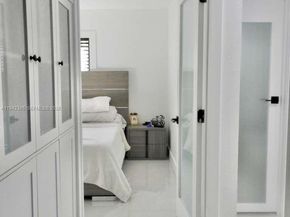 1220 NW 125th St, North Miami FL 33167