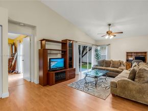301 NW 207th Ave, Pembroke Pines FL 33029