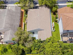 301 NW 207th Ave, Pembroke Pines FL 33029