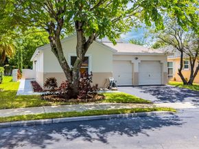 301 NW 207th Ave, Pembroke Pines FL 33029