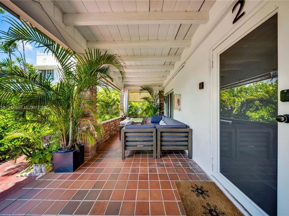 7411 Carlyle Ave, Miami Beach FL 33141