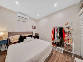 7411 Carlyle Ave, Miami Beach FL 33141