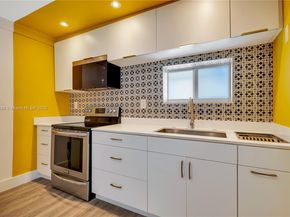 7411 Carlyle Ave, Miami Beach FL 33141