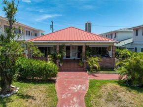 7411 Carlyle Ave, Miami Beach FL 33141