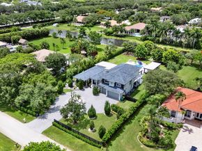 12301 NW 18th St, Plantation FL 33323